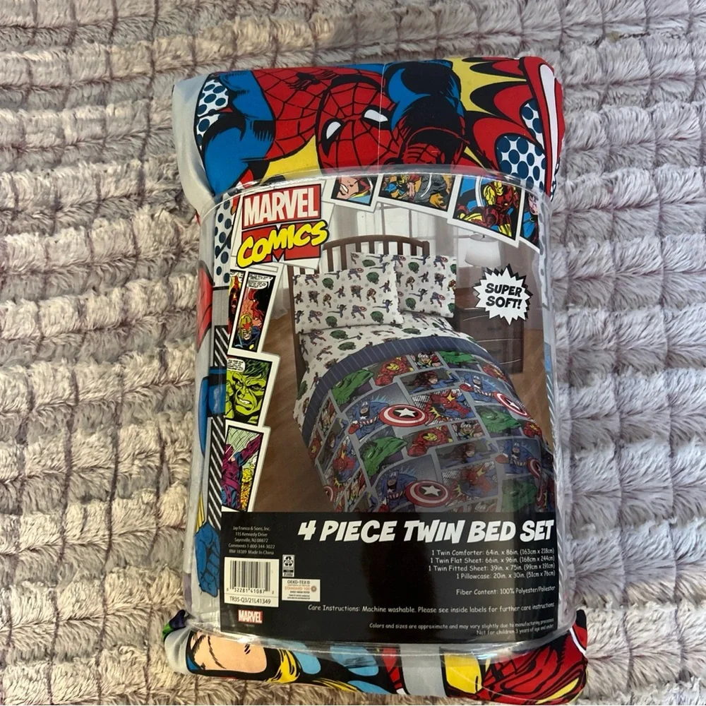 Marvel Comics Comforter Set - Blue, Red, Black